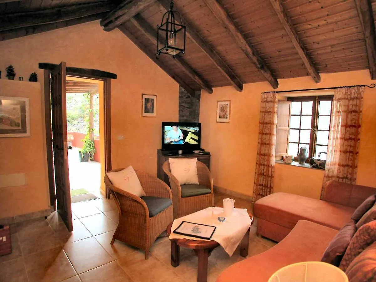 Holiday home Casa Amarilla Villa Guia de Isora  Spain